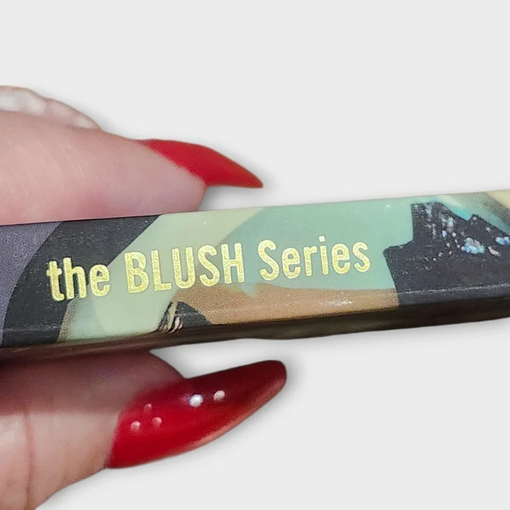 Miss Fame The Blush Series Palette Pink‎ Peach Shimmer Duo Mirror 6g